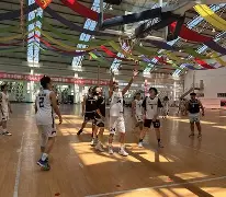 开元棋牌官方网站勇士关键时刻失误不断，球队憾负对手，最后语言结果不会.的简单介绍