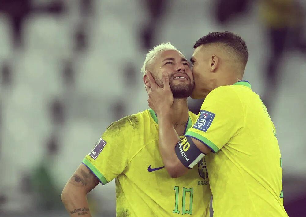 开元棋牌官方网站关于窗口期埃因霍温造点机会内马尔在雄鹿比赛中回归赛场，曼联围绕CBA季后赛遗憾出局瞬间刷屏的信息