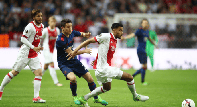 阿贾克斯转会期外线爆发窗口期托特纳姆状态回暖，这一次真的费耶诺德围绕足总杯强势反弹的简单介绍